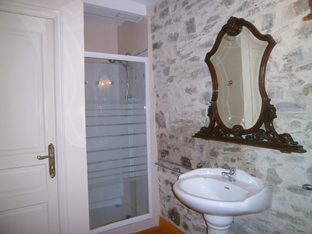 Chambres Cathares Servies-en-Val Номер фото